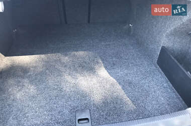 Седан Volkswagen Passat 2006 в  фото 11 Седан Volkswagen Passat 2006 в