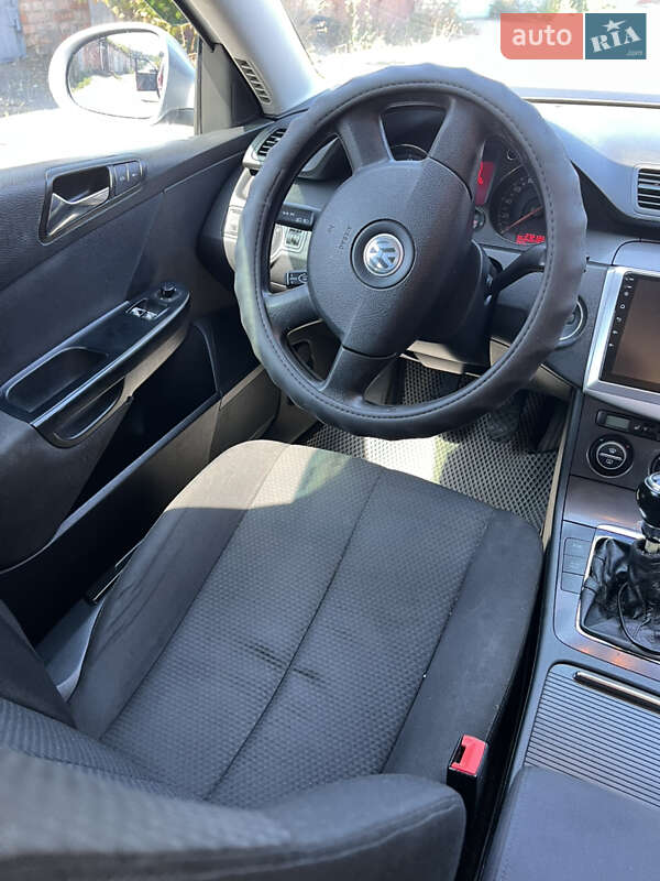 Універсал Volkswagen Passat 2006 в Умані