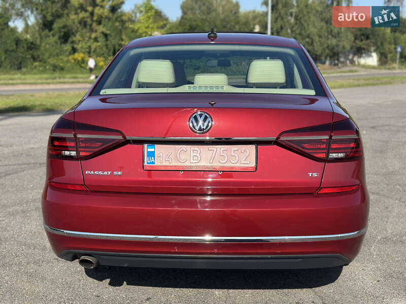 Седан Volkswagen Passat 2017 в Львове