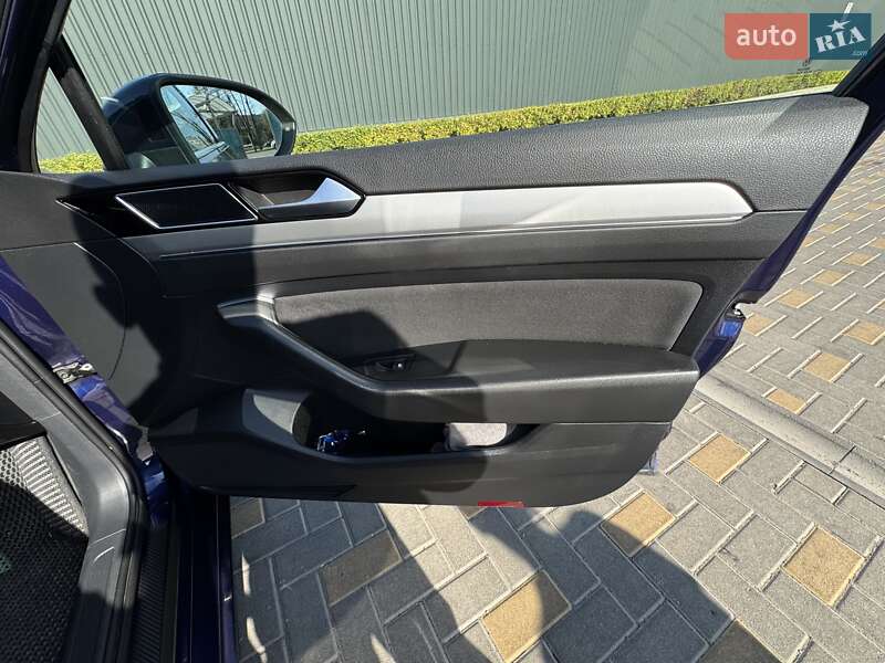 Универсал Volkswagen Passat 2018 в Виннице