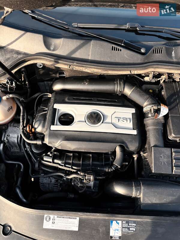 Универсал Volkswagen Passat 2010 в Черновцах