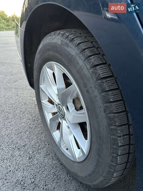 Седан Volkswagen Passat 2018 в Пирятине