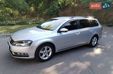 Універсал Volkswagen Passat 2014 в Черкасах