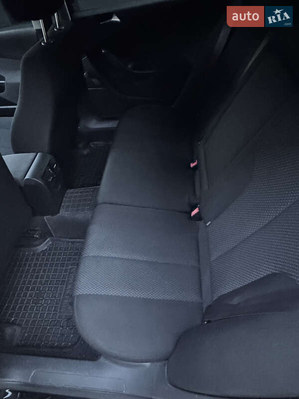 Универсал Volkswagen Passat 2009 в Хмельницком