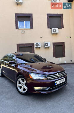 Седан Volkswagen Passat 2012 в Києві