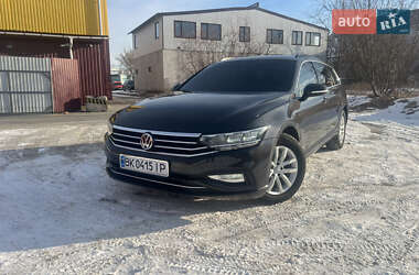Универсал Volkswagen Passat 2020 в 
