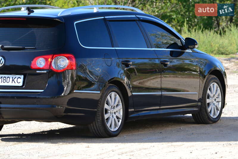 Универсал Volkswagen Passat 2010 в Запорожье
