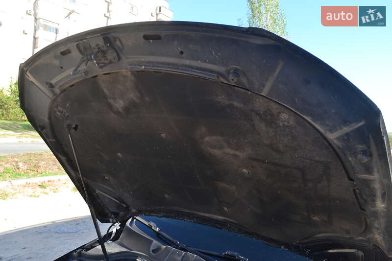 Универсал Volkswagen Passat 2010 в Запорожье