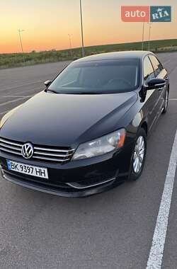 Седан Volkswagen Passat 2012 в Рівному
