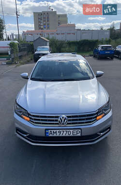 Седан Volkswagen Passat 2019 в Коростені