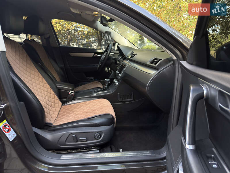 Седан Volkswagen Passat 2012 в Павлограде