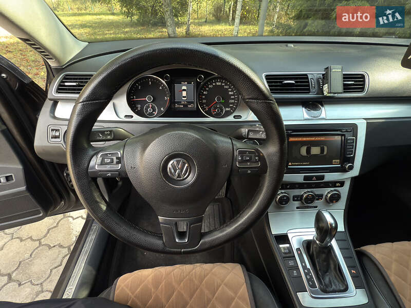 Седан Volkswagen Passat 2012 в Павлограде