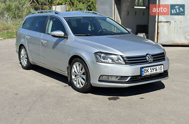 Универсал Volkswagen Passat 2011 в Днепре