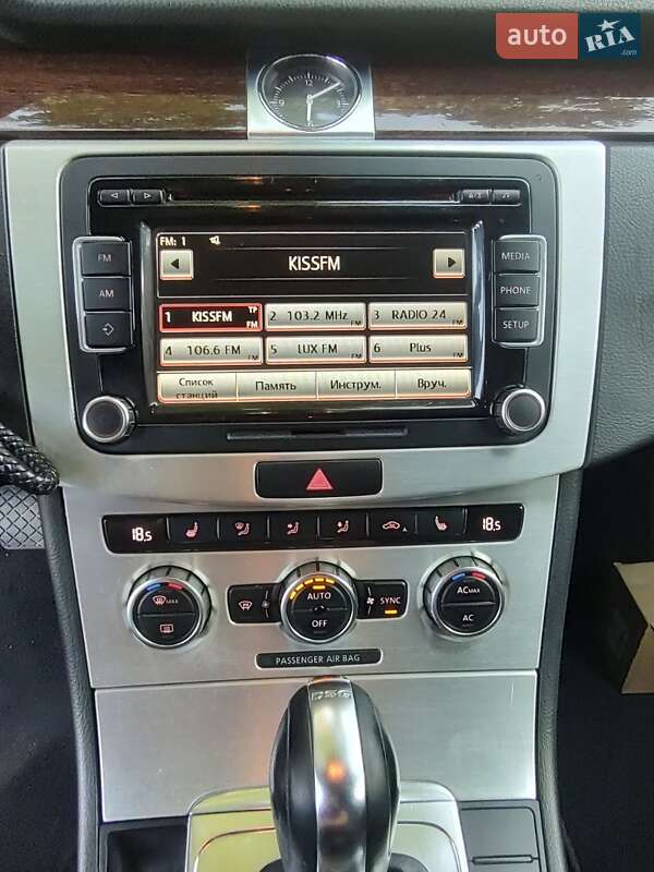 Седан Volkswagen Passat 2012 в Одессе