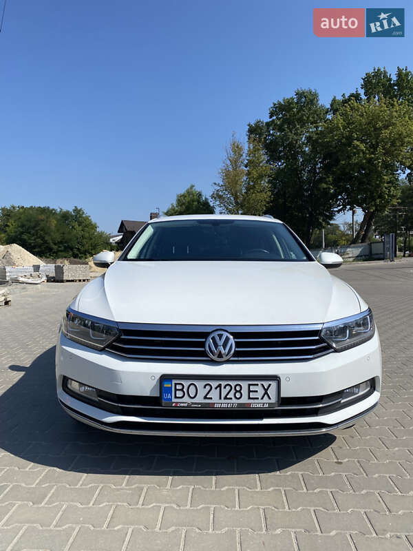 Універсал Volkswagen Passat 2017 в Тернополі