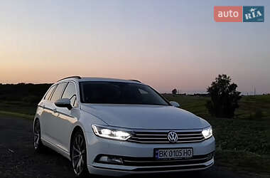 Універсал Volkswagen Passat 2017 в Рівному