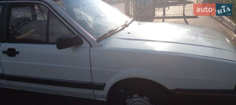 Хэтчбек Volkswagen Passat 1986 в Днепре фото 5 Хэтчбек Volkswagen Passat 1986 в Днепре