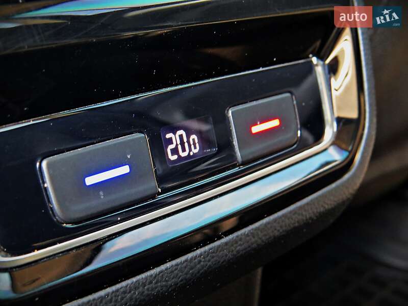 Універсал Volkswagen Passat 2017 в Черкасах фото 17 Універсал Volkswagen Passat 2017 в Черкасах