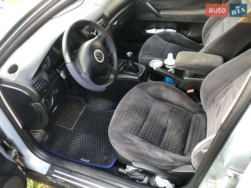 Универсал Volkswagen Passat 2001 в Львове