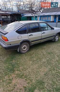Універсал Volkswagen Passat 1987 в 