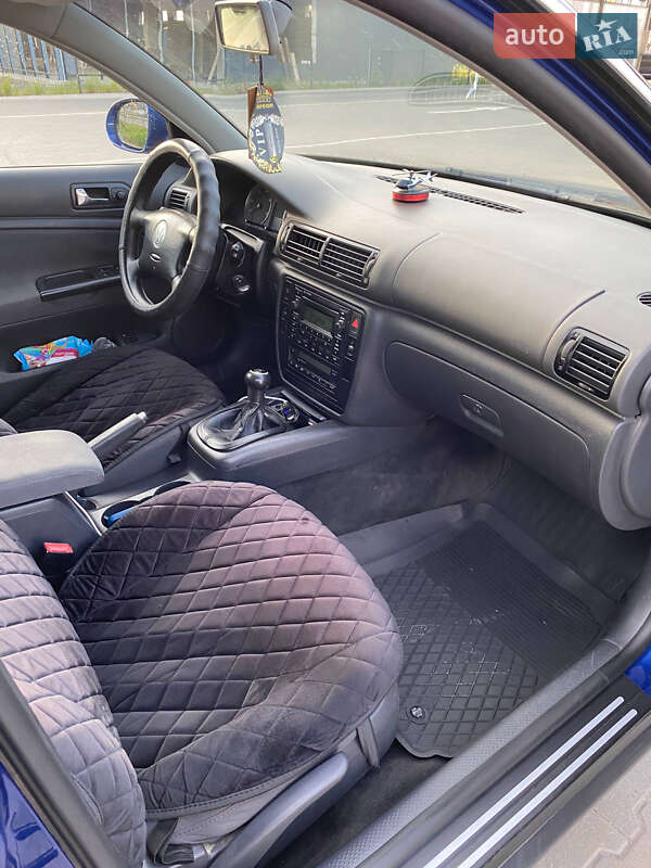 Универсал Volkswagen Passat 2004 в Луцке фото 5 Универсал Volkswagen Passat 2004 в Луцке