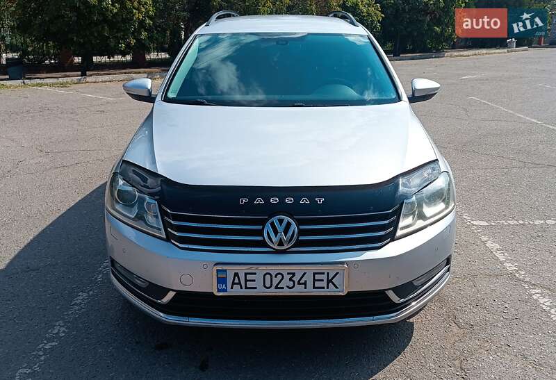Универсал Volkswagen Passat 2011 в Кривом Роге