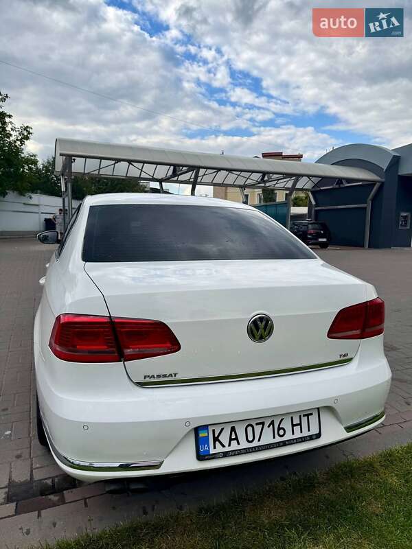 Седан Volkswagen Passat 2013 в Києві фото 2 Седан Volkswagen Passat 2013 в Києві