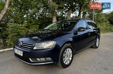 Универсал Volkswagen Passat 2012 в Николаеве