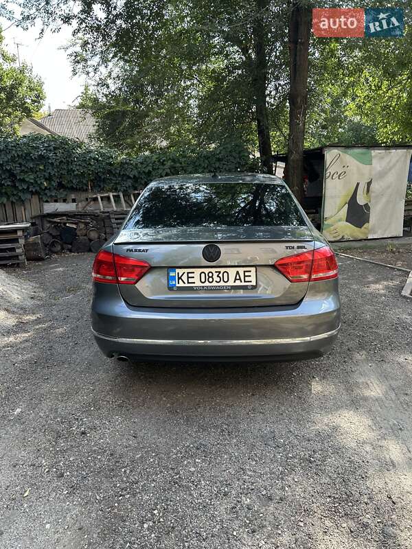 Седан Volkswagen Passat 2013 в Запорожье