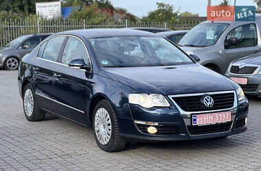 Седан Volkswagen Passat 2007 в Староконстантинове
