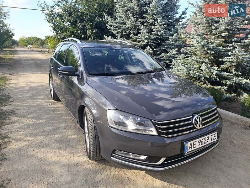 Volkswagen Passat 2012 Volkswagen Passat 2012