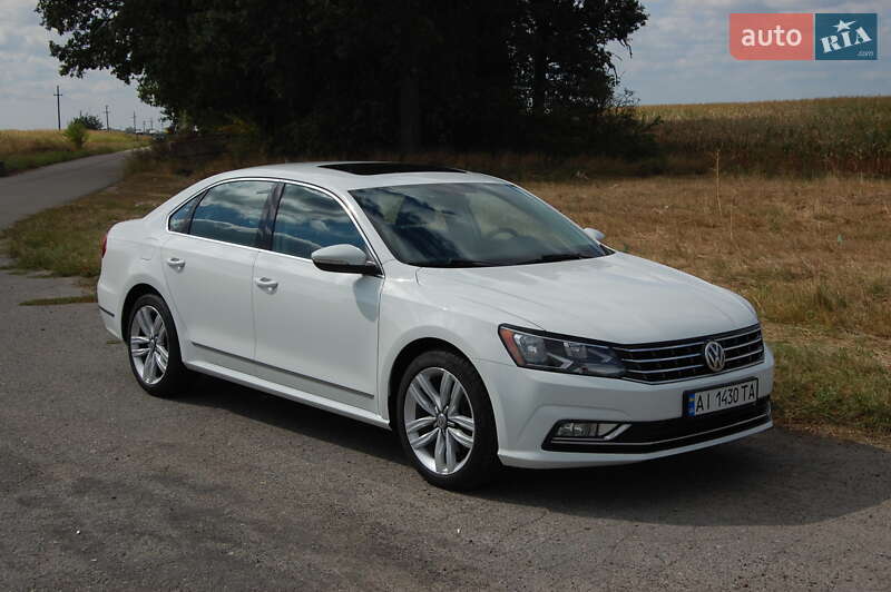 Седан Volkswagen Passat 2015 в Києві