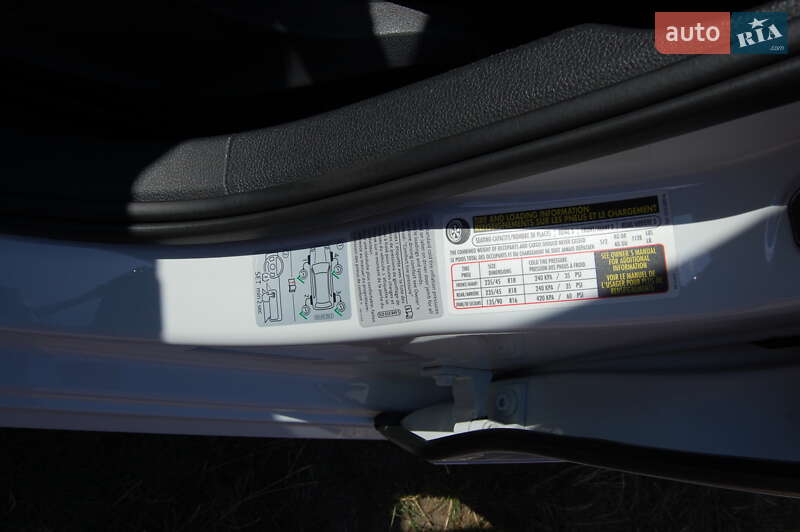 Седан Volkswagen Passat 2015 в Києві