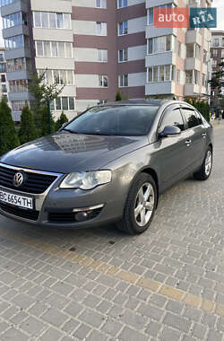 Седан Volkswagen Passat 2007 в Новояворівську