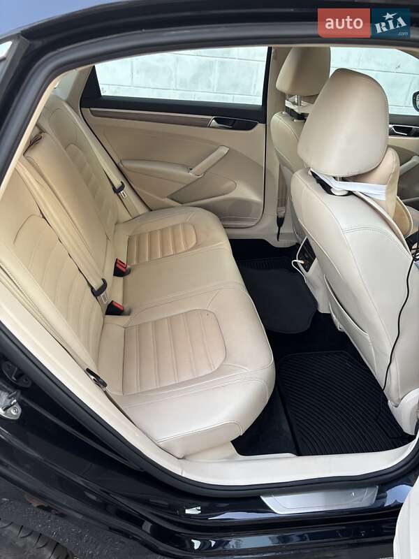 Седан Volkswagen Passat 2018 в Кропивницком