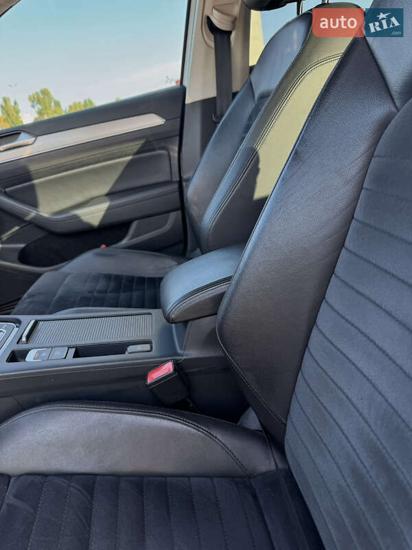 Універсал Volkswagen Passat 2018 в Києві