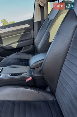 Универсал Volkswagen Passat 2018 в 