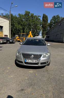 Седан Volkswagen Passat 2008 в Києві