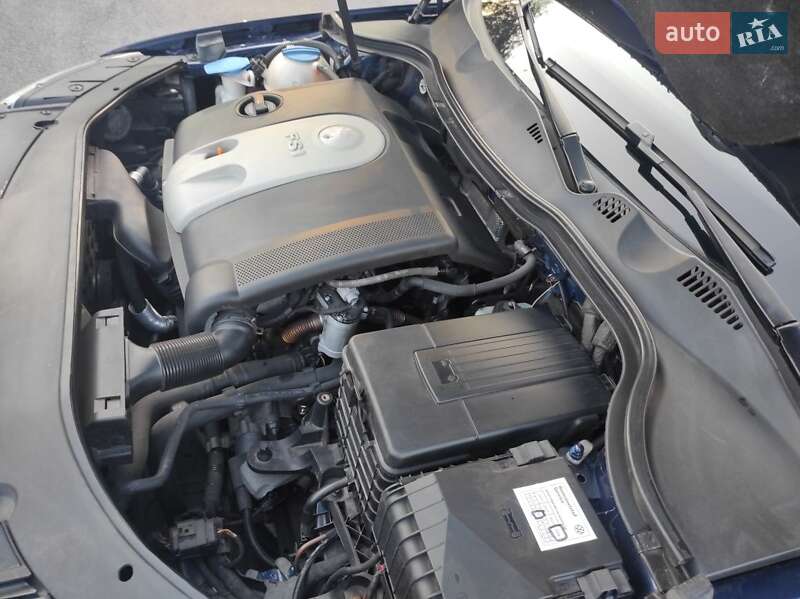 Седан Volkswagen Passat 2005 в Каменском