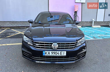 Седан Volkswagen Passat 2017 в Киеве