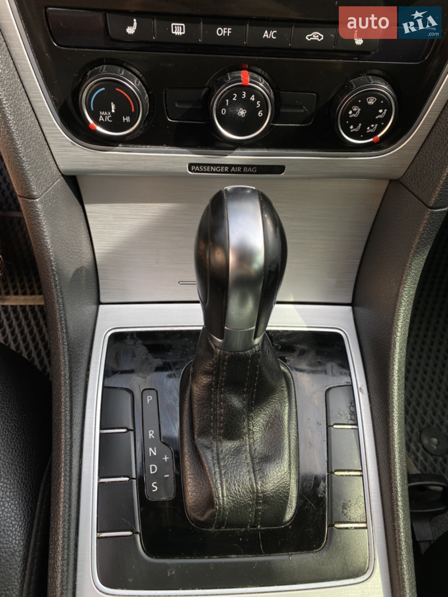 2013 Volkswagen Passat - мініатюра 28