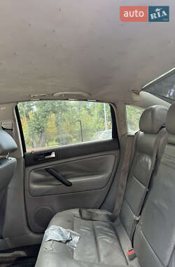 Седан Volkswagen Passat 2001 в 