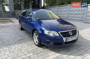 Универсал Volkswagen Passat 2006 в Ровно
