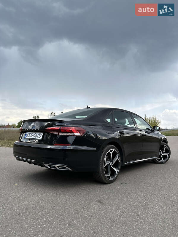 Седан Volkswagen Passat 2021 в Харькове