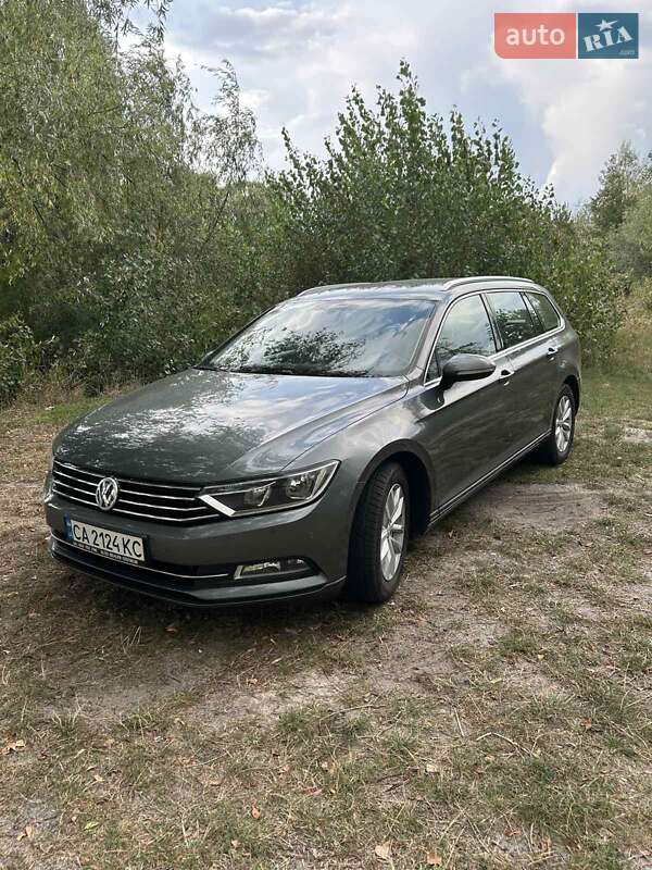Універсал Volkswagen Passat 2015 в Черкасах фото 3 Універсал Volkswagen Passat 2015 в Черкасах