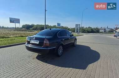 Седан Volkswagen Passat 2003 в Городку