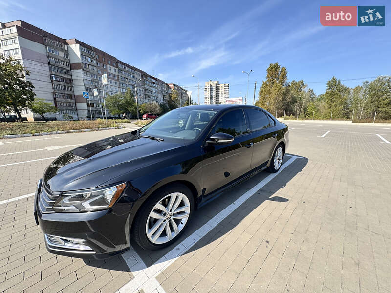 Седан Volkswagen Passat 2018 в Сумах