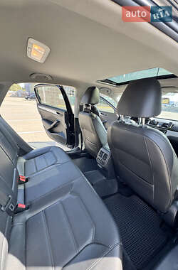 Седан Volkswagen Passat 2018 в Сумах