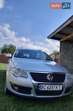 Універсал Volkswagen Passat 2008 в Вузловому