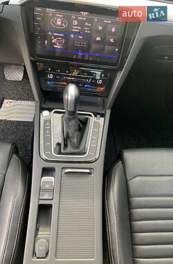 Седан Volkswagen Passat 2021 в 